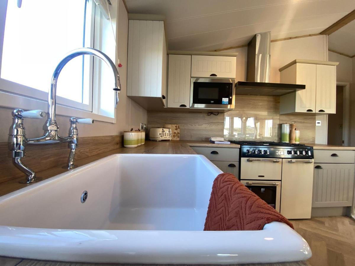 Daphne'S Lodge Mawgan Porth Luaran gambar