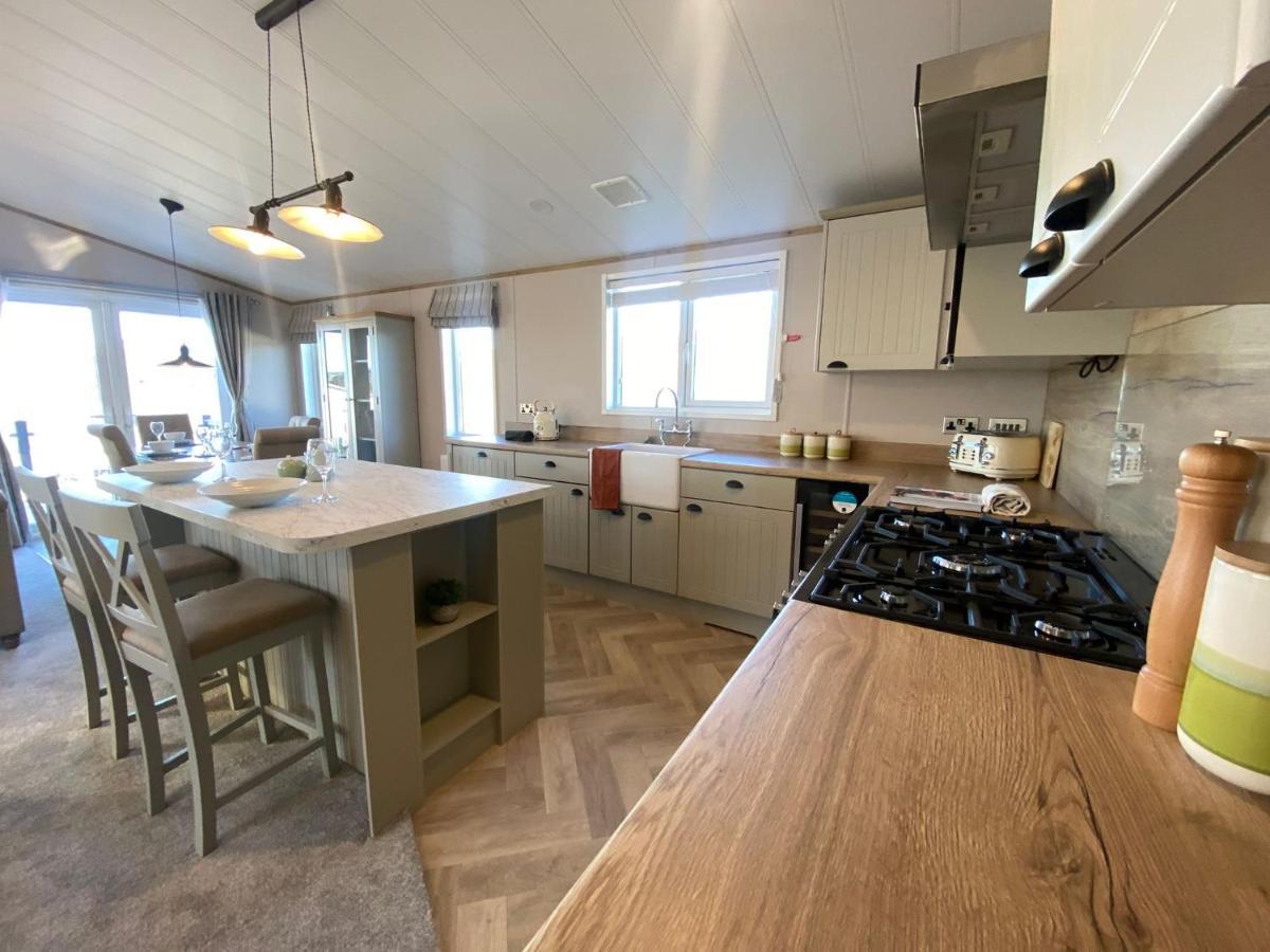 Daphne'S Lodge Mawgan Porth Luaran gambar