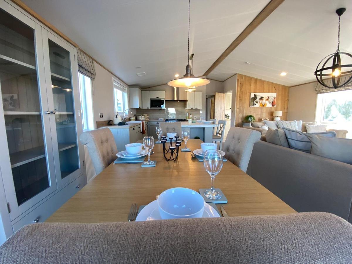 Daphne'S Lodge Mawgan Porth Luaran gambar