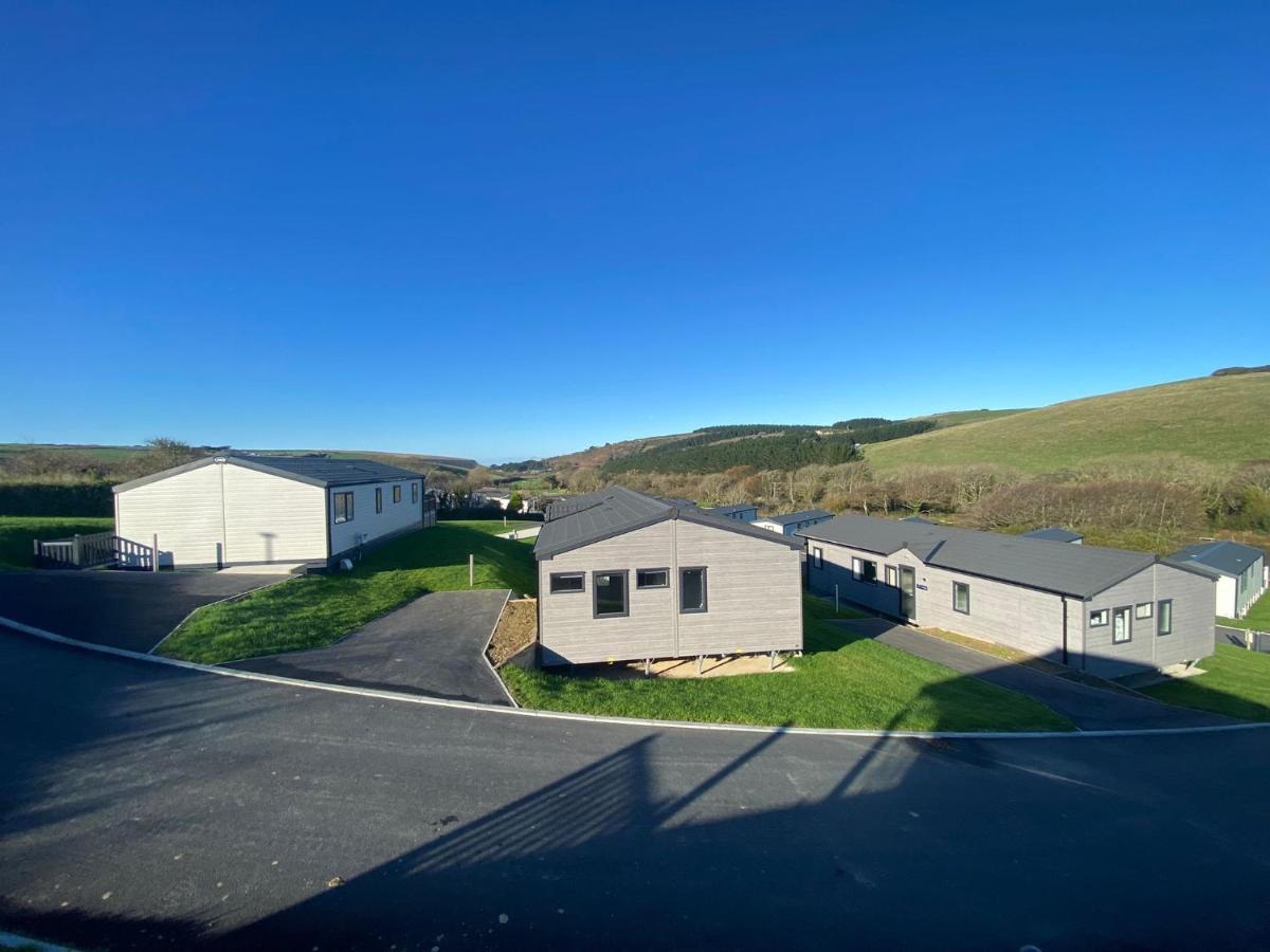 Daphne'S Lodge Mawgan Porth Luaran gambar